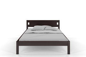 Dřevěná postel Visby LAXBAKEN z borovice / 140x200 cm, barva palisandr