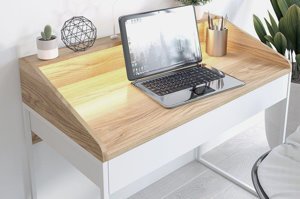 Moderní psací stůl Dancan  FINKA s osvětlením / deska z horského jasanu, zásuvka arktická bílá, bílý rám