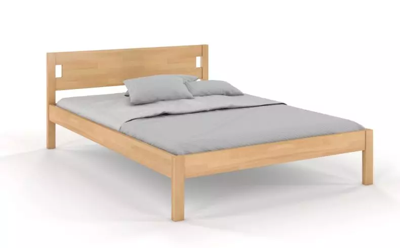Drewniane łóżko w stylu skandynawskim